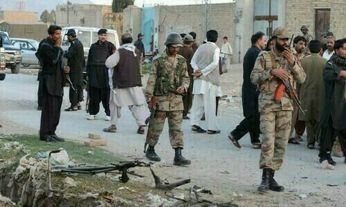 کرک: ایف سی سکواڈ پر دہشتگردوں کا حملہ، 3 جوان اور ایک ڈرائیور شہید