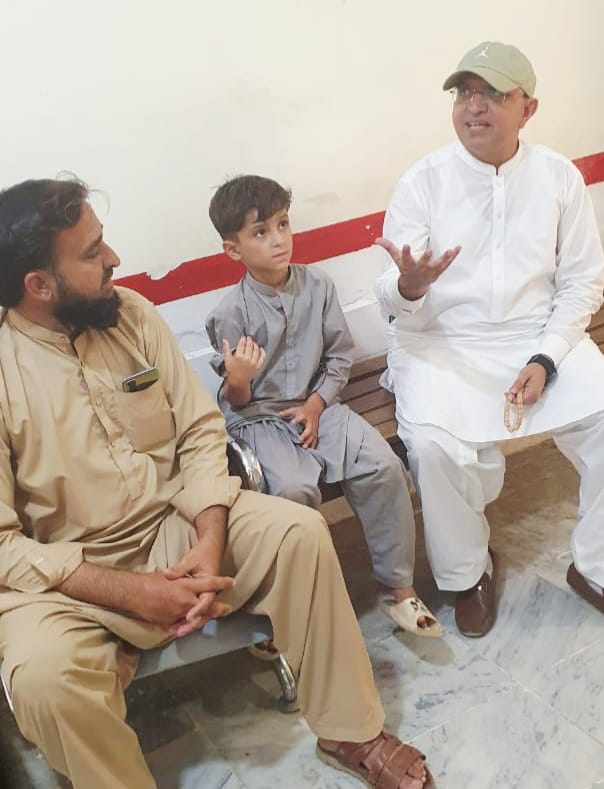 لکی مروت: نو تعینات ڈپٹی کمشنر کے مرکزی بازار، ہسپتال سمیت دیگر جگہوں کے اچانک دورے