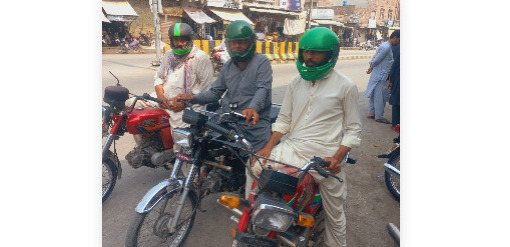 بڑھتی ہوئی بیروزگاری،پشاور میں بائیک سروس میں حیران کن حد تک اضافہ