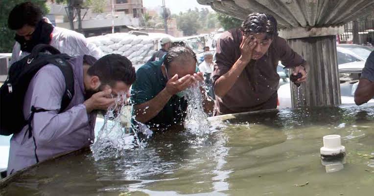 رواں سال جولائی دنیا کا تیسرا گرم ترین مہینہ قرار، آئندہ سال شدید ہیٹ وویو کا خطرہ