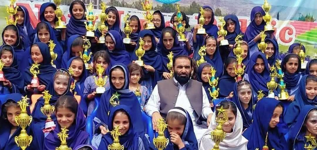 جنوبی وزیرستان: پرنسپل و صدر وانا ویلفیئر ایسوسی ایشن رحمت اللہ وزیر مسلح افراد کے ہاتھوں اغوا