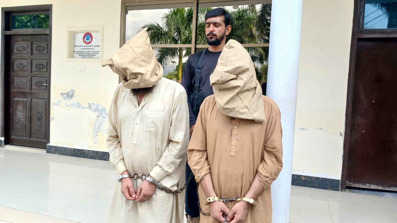 کوہاٹ:پولیس اور سی ٹی ڈی اہلکار دہشت گردوں کے سہولت کار نکلے