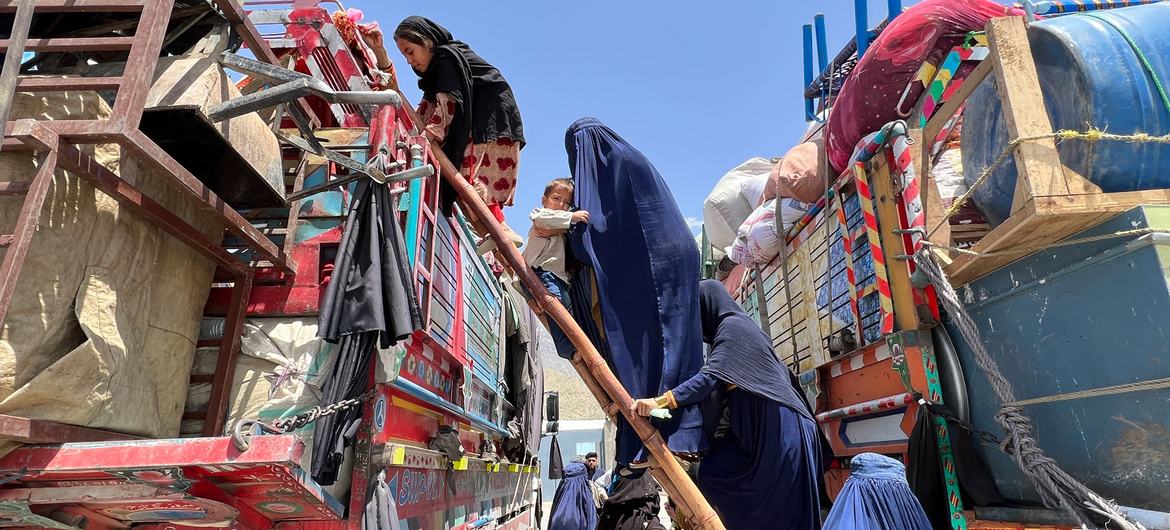 بین الاقوامی تحفظ کے مستحق افغان شہریوں کی جبری واپسی نہ کی جائے، یو این ایچ سی آر