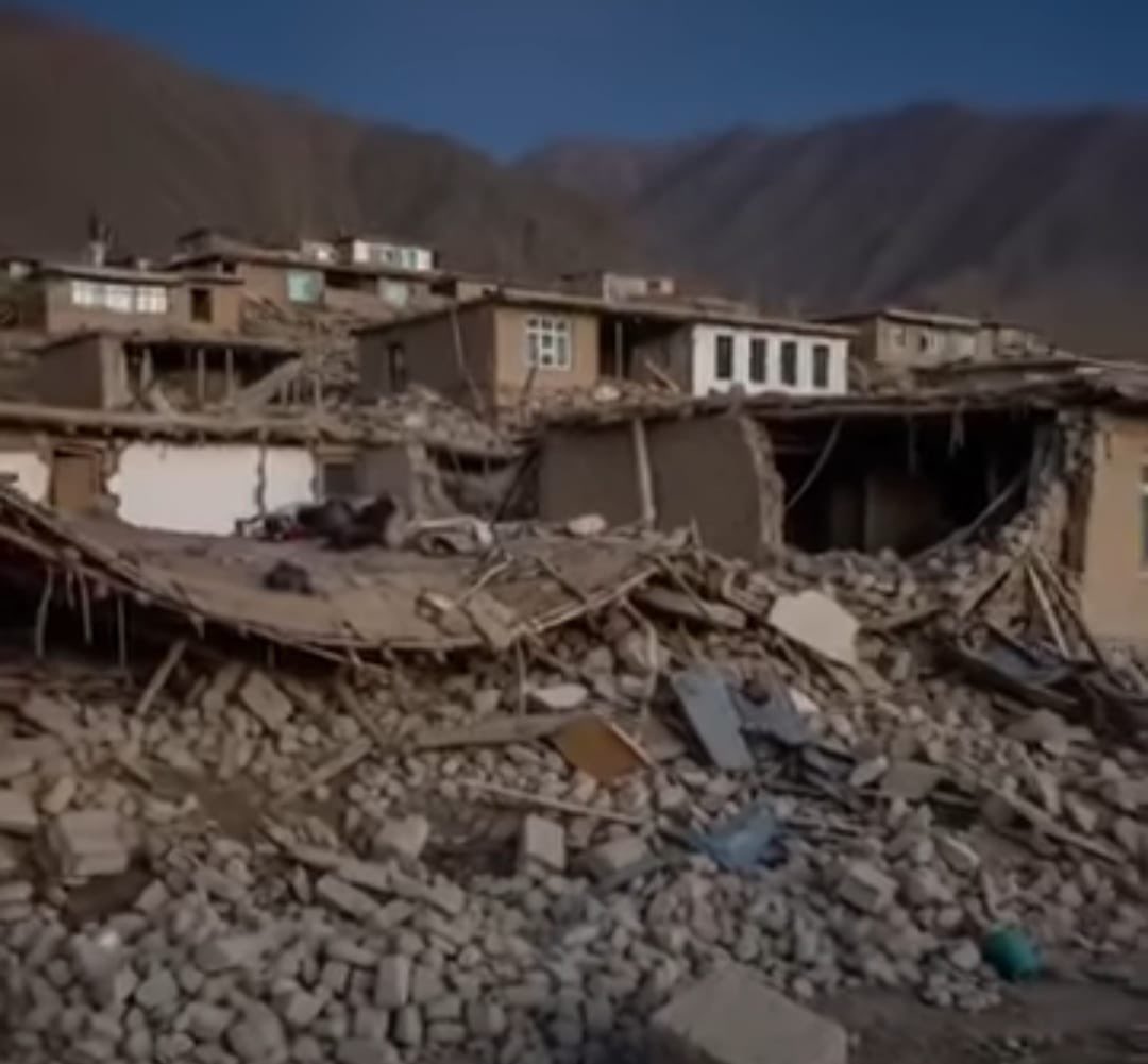افغانستان: زلزلے کے باعٹ610افراد جاں بحق، 1300 زخمی، کئی گاؤں زمین بوس