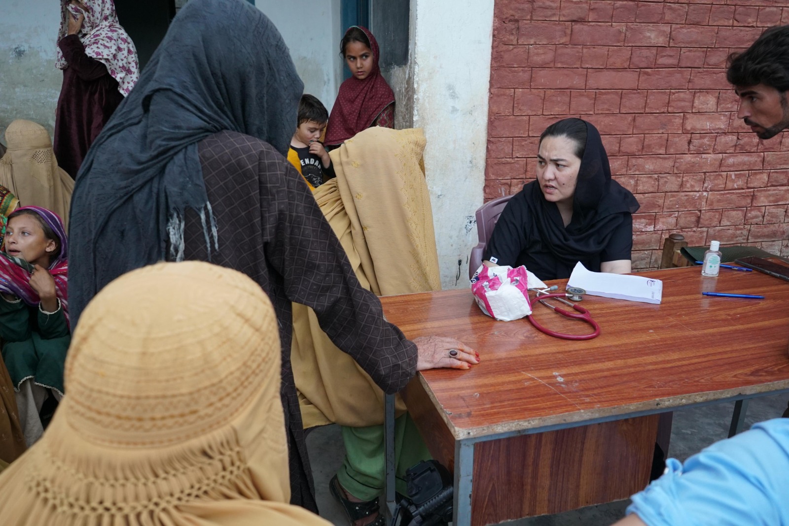 باجوڑ: روم ایکس پاکستان و علم دان کے تعاون سے  میڈیکل کیمپ منعقد