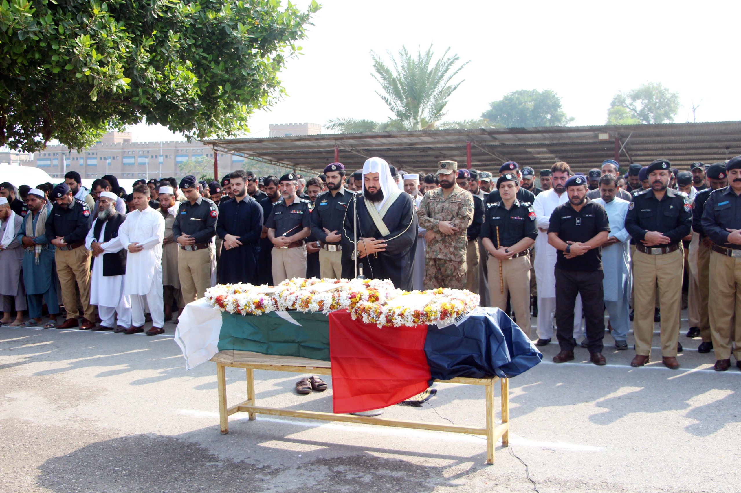 پشاور: متھرا کے قریب فائرنگ،پولیس کانسٹیبل محمد عاطف شہید، ملزمان فرار