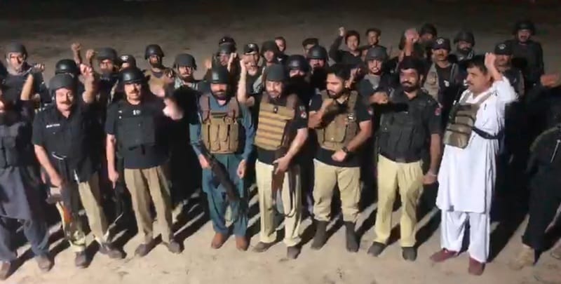 ڈی آئی خان: پولیس ٹریننگ سکول پر حملہ ناکام، 6 دہشتگرد ہلاک، 3 اہلکار شہید