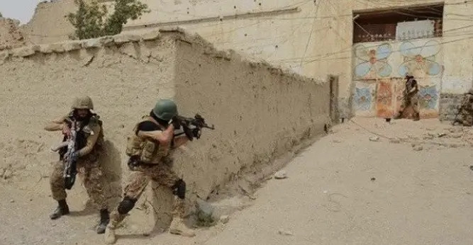 بلوچستان: خضدار میں سیکیورٹی فورسز کا آپریشن، 7 دہشتگرد ہلاک