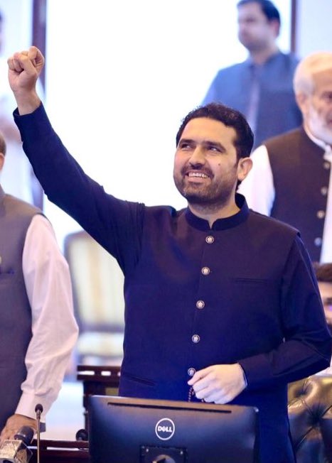 سہیل آفریدی خیبرپختونخوا کے نئے وزیراعلیٰ منتخب، اپوزیشن کا احتجاج اور واک آؤٹ