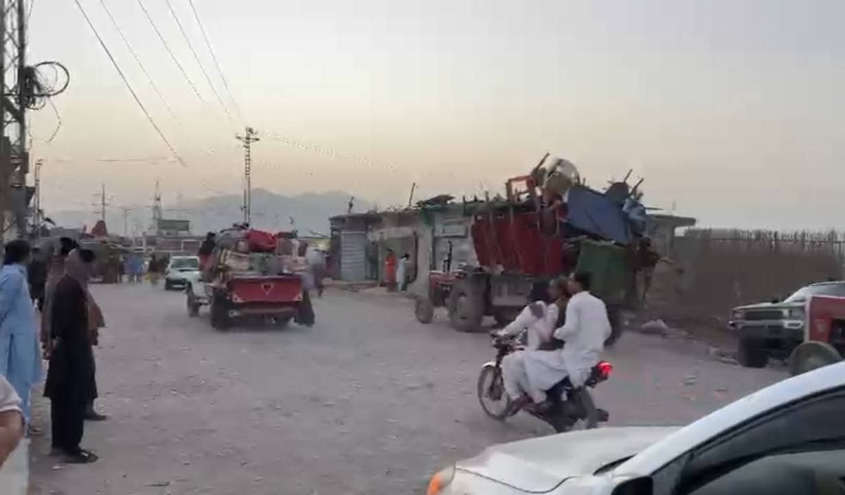 وسطی کرم: دہشتگردوں کے خلاف ممکنہ فوجی آپریشن سے قبل عوام کی نقل مکانی جاری