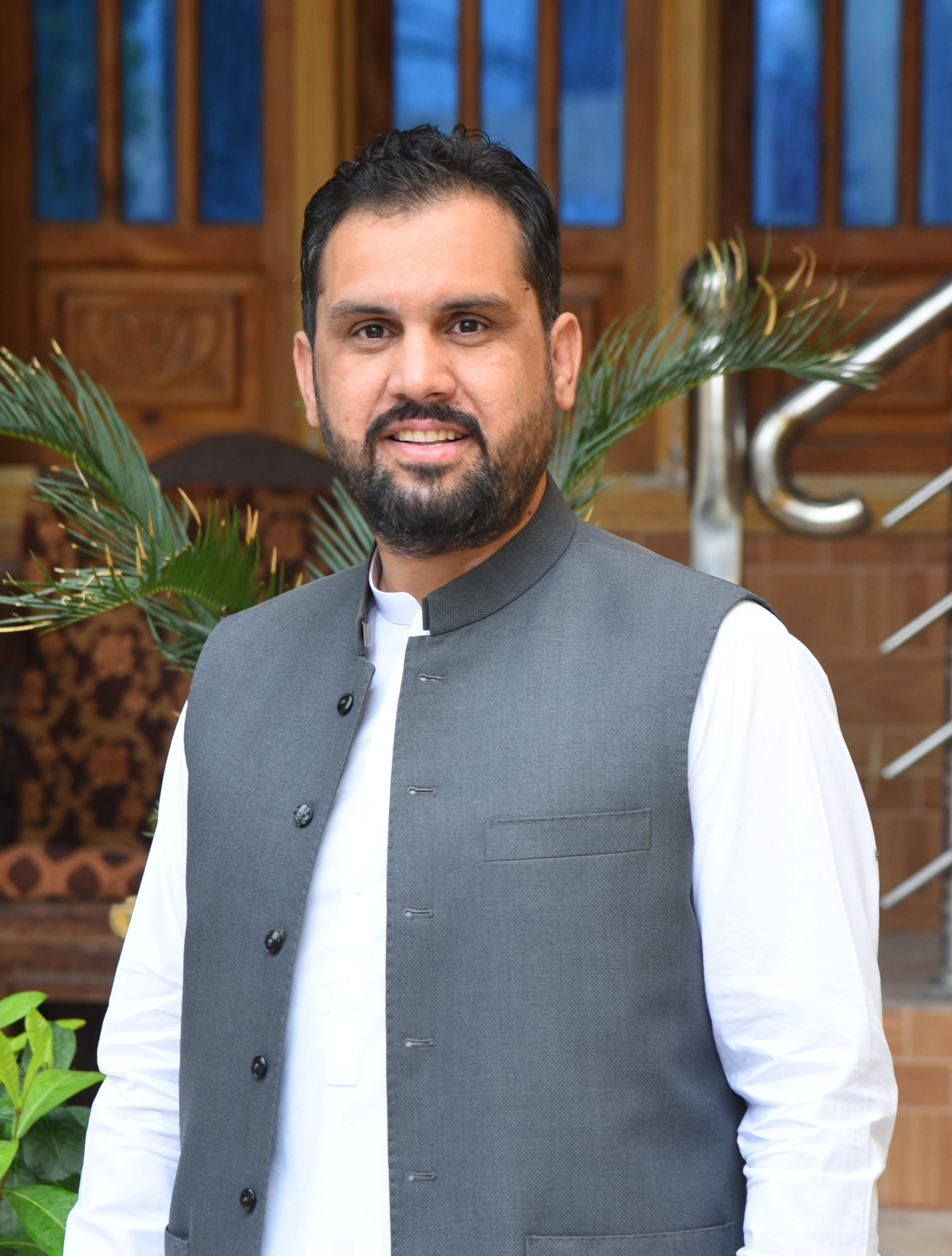 سرٹیفکیٹس پر اضافی فیس کی شکایات،وزیر بلدیات خیبر پختونخوا مینا خان آفریدی کا فوری ایکشن