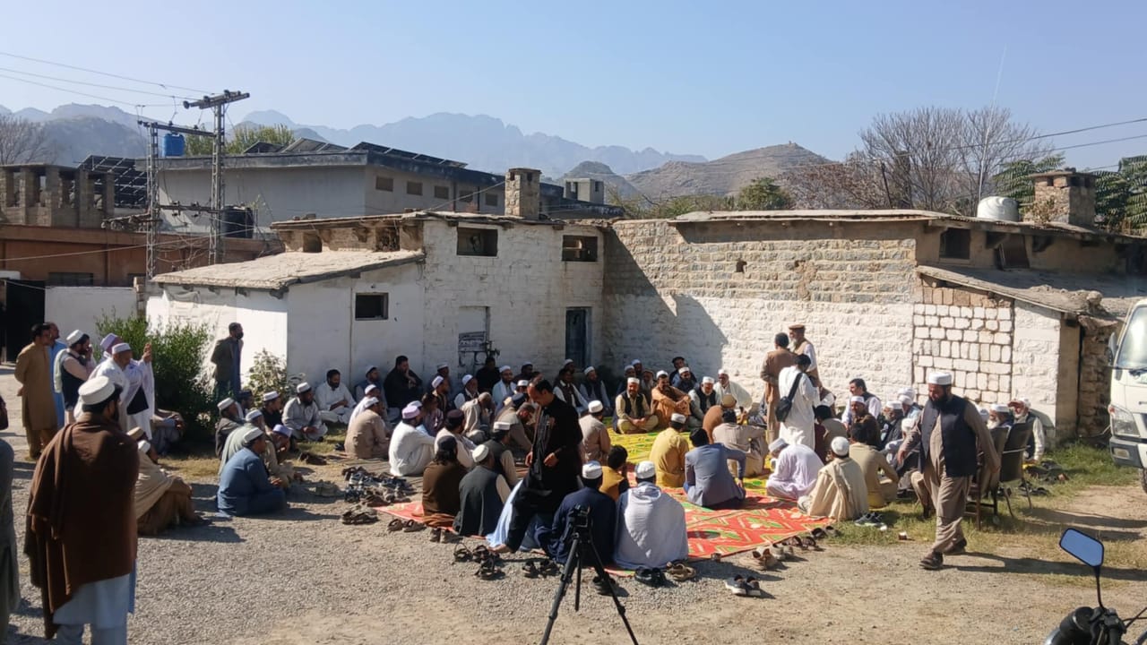 لنڈی کوتل: پاک افغان بارڈر کی بندش کے خلاف گرینڈ جرگہ، فوری سرحدی کھولنے کا مطالبہ