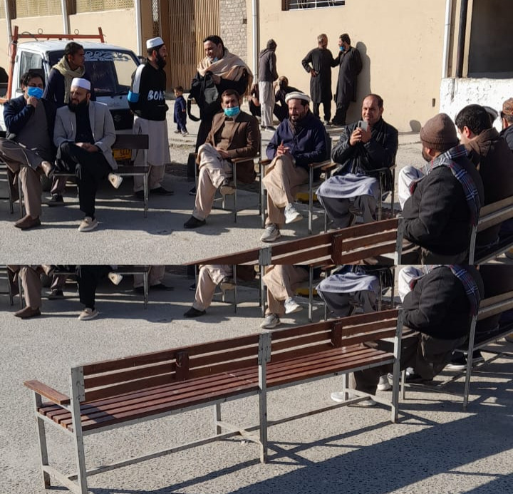 لنڈی کوتل :ڈی ایچ کیو ہسپتال میں 20 گھنٹے لوڈشیڈنگ کے خلاف ڈاکٹرز کا احتجاج