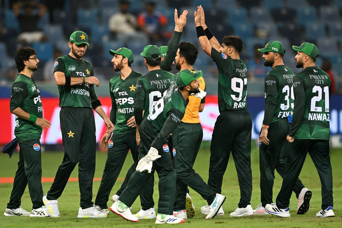 پی سی بی نے ٹی 20 ورلڈکپ کے لیے ابتدائی اسکواڈ   کھلاڑیوں کے نام آئی سی سی کو ارسال کر دیے