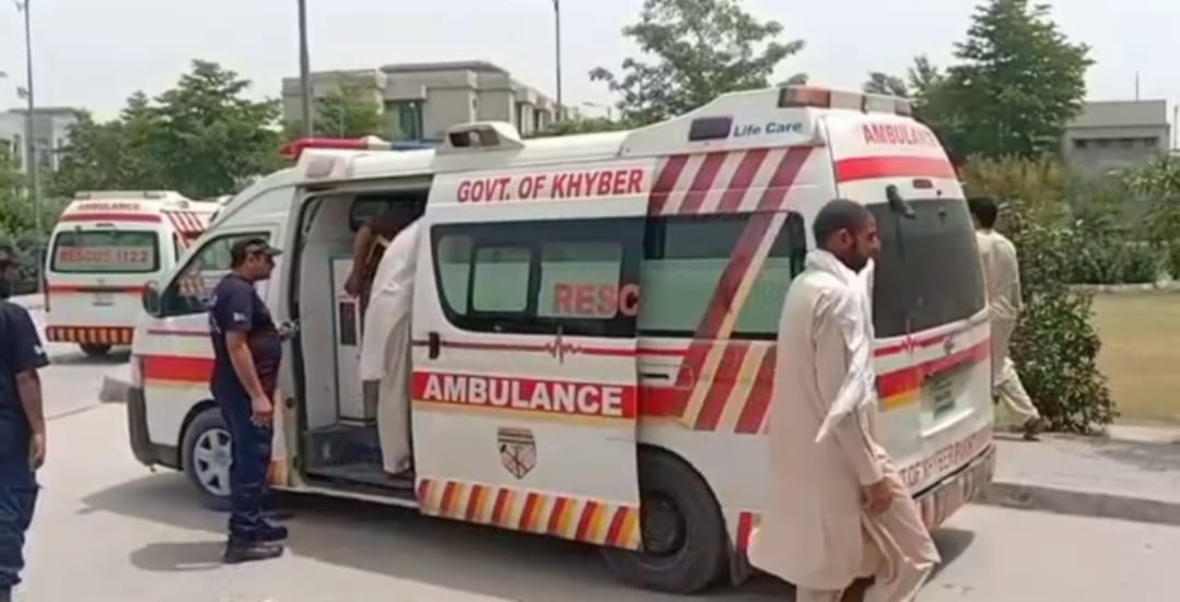 پشاور: چمکنی فروٹ منڈی میں کینو کے نرخ پر تنازع، فائرنگ سے دو افراد جاں بحق، تین زخمی