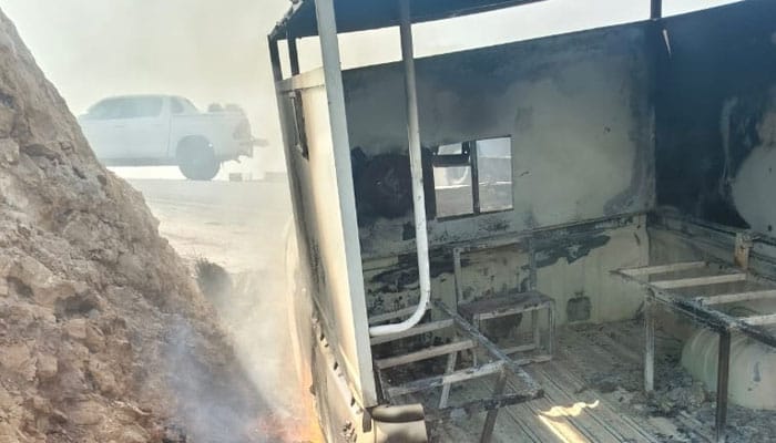 کوہاٹ: شکردرہ روڈ پر پولیس موبائل پر دہشتگرد حملہ، ڈی ایس پی سمیت 6 اہلکار شہید، 4 زخمی