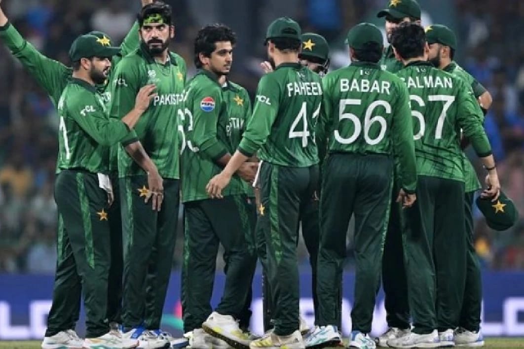 آئی سی سی ٹی 20 ورلڈ کپ: سیمی فائنل کی دوڑ، پاکستان کے لیے کیا راستہ باقی ہے؟