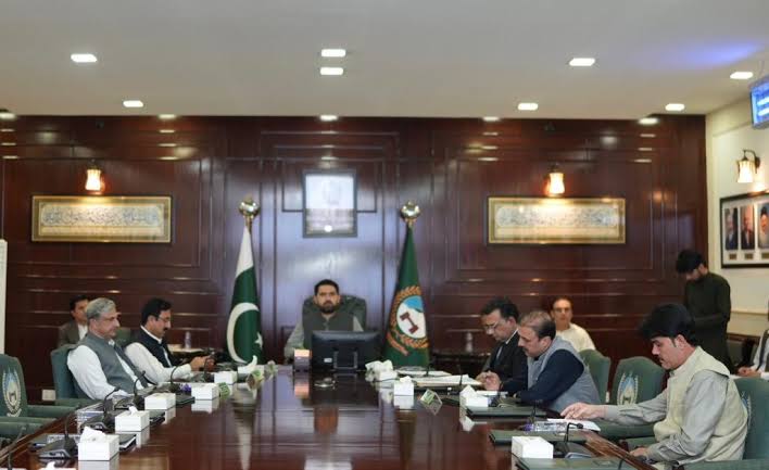 خیبر پختون خوا حکومت کے بڑے اعلانات: مختلف اضلاع کے لیے اربوں روپے جاری