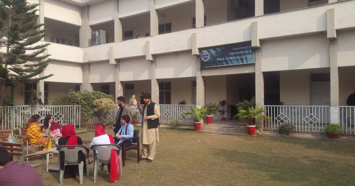 خیبر پختونخوا کی جامعات مالی بحران کا شکار، تنخواہیں اور پنشن بھی ادا کرنا مشکل