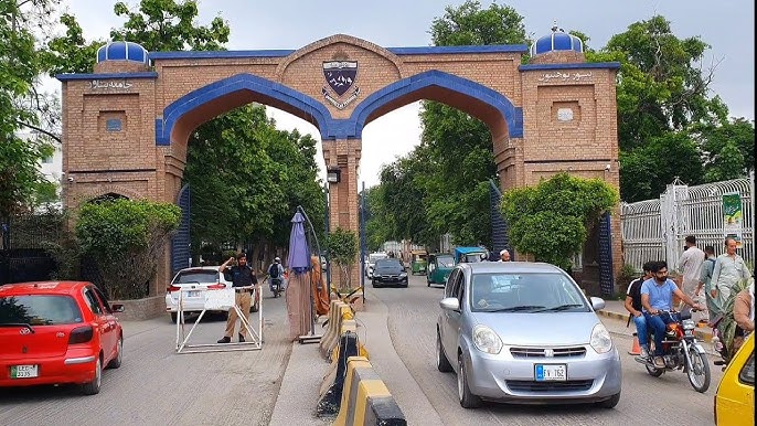 جامعہ پشاور کے ملازمین رمضان میں تنخواہوں اور پنشن سے کیوں محروم؟