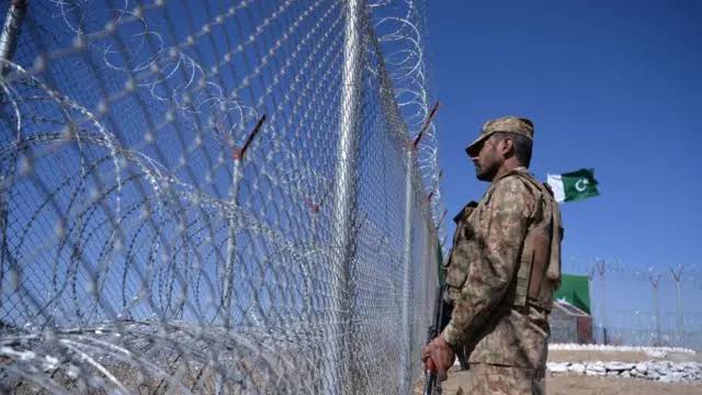 پاک — افغان سرحدی کشیدگی: سابقہ قبائلی اضلاع کے متعدد تعلیمی ادارے بند