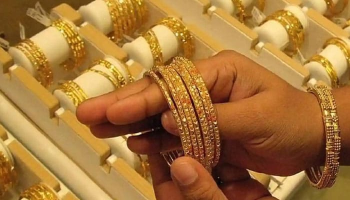 سونے کی قیمت میں بڑا اضافہ، فی تولہ سونا اب کتنے کا ہوگیا؟ 