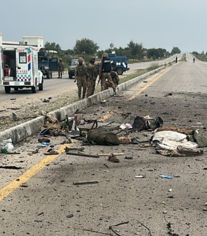 بنوں: انڈس ہائی وے پر سکیورٹی فورسز کے قافلے پرحملہ