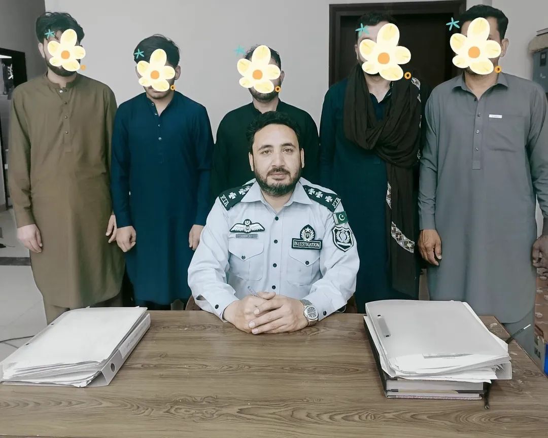 طورخم بارڈر: جعلی کاغذات پر افغانستان جانے کی کوشش ناکام، 5 افراد گرفتار
