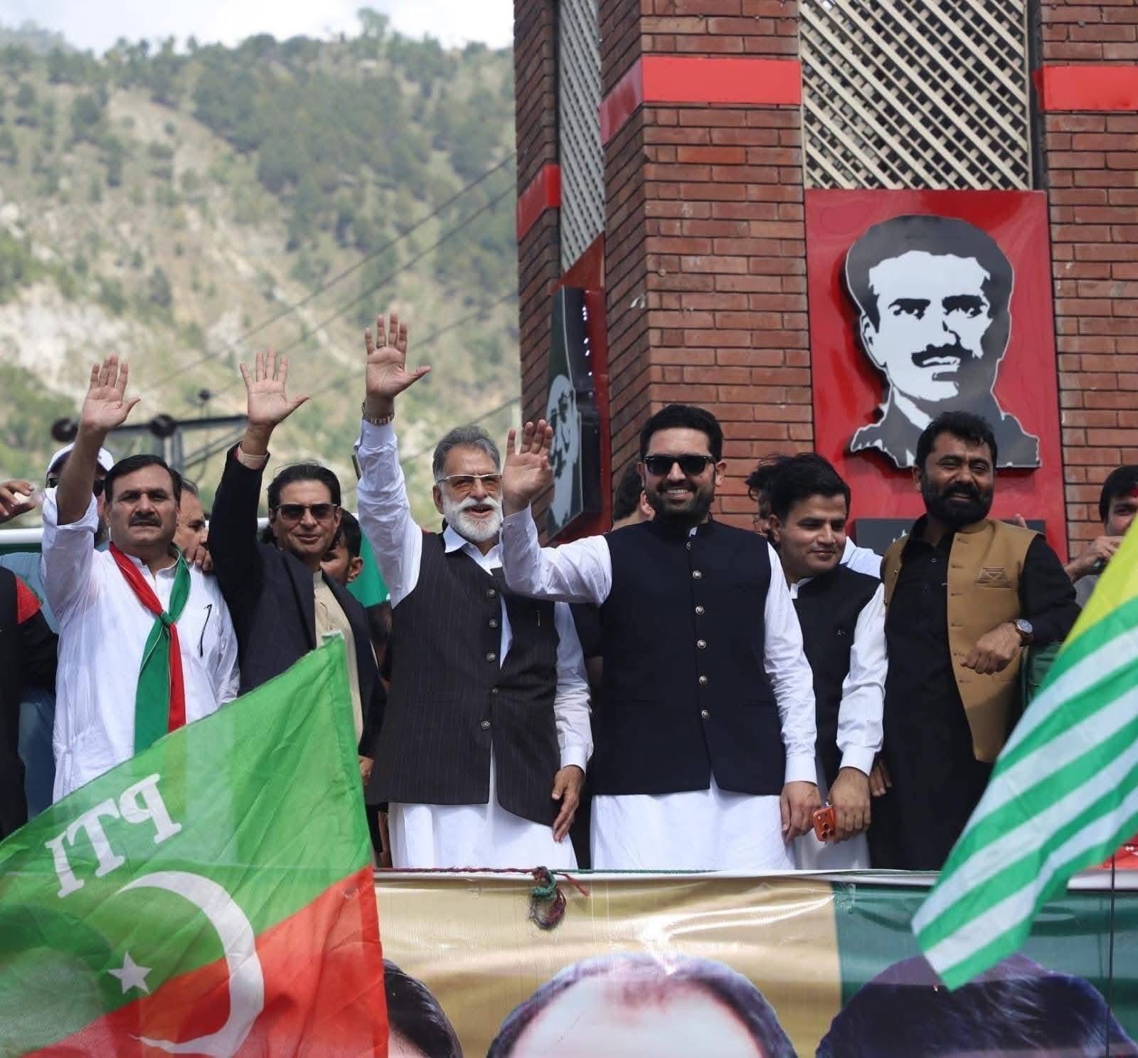 مظفرآباد: مسلط کیے گئے نااہل ٹولے سے عوام تنگ آ چکے ہیں، اس نظام سے نجات چاہتے ہیں، سہیل آفریدی