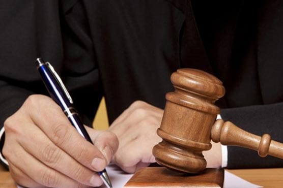 پشاور: جھوٹی گواہی اور تفتیش میں سنگین غفلت، تفتیشی افسر کو 10 سال قید کی سزا