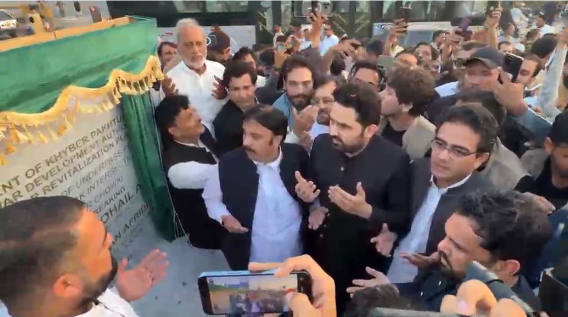 پشاور میں ترقی کا نیا دور، آج کن بڑے منصوبوں کا افتتاح کیا گیا؟