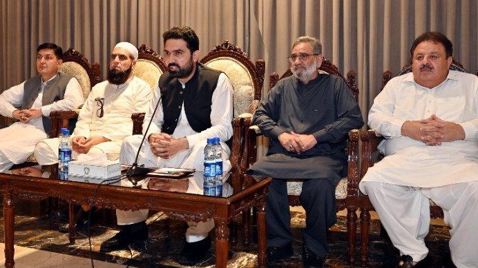 تحریک انصاف کے پارلیمانی پارٹی اجلاس میں کیا ہوا؟ اندرونی کہانی سامنے آگئی