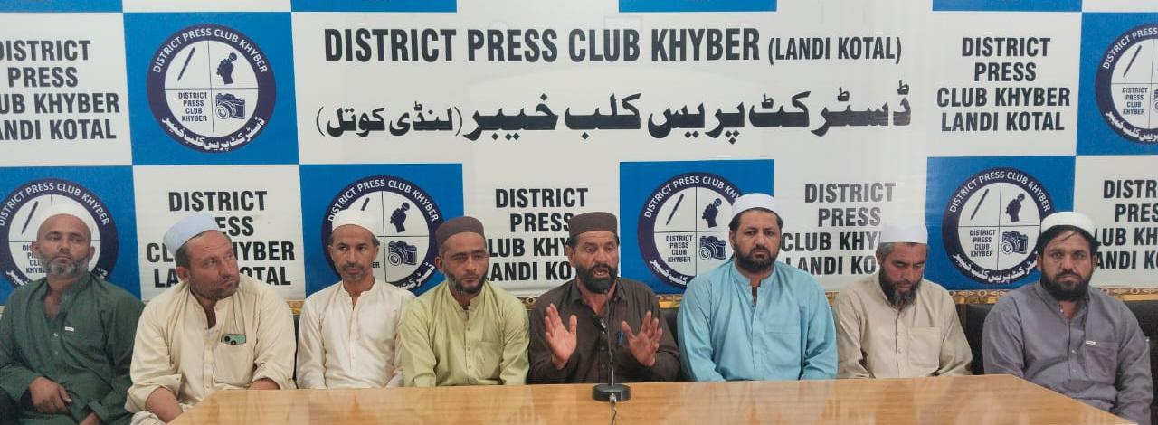 600 سے زائد پاکستانی ٹرک افغانستان میں پھنس گئے ہیں، ٹرانسپورٹرز کا احتجاج