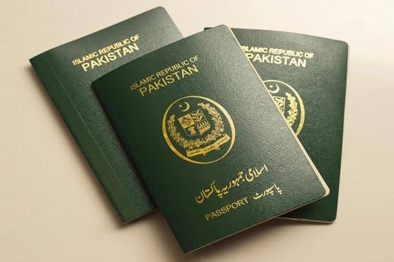 افغان شہری پاکستانی پاسپورٹ کیسے حاصل کرتے رہے؟ ایف آئی اے تحقیقات میں اہم انکشافات سامنے آگئے