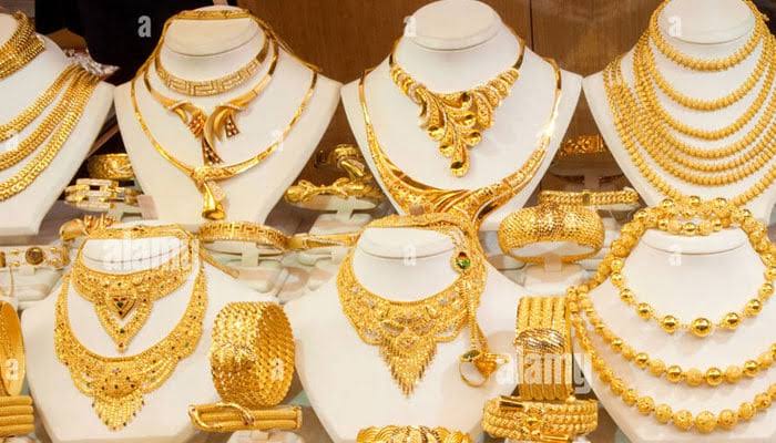 سونے کی قیمت نے نئی بلند سطح چھو لی، فی تولہ کتنے کا ہو گیا؟