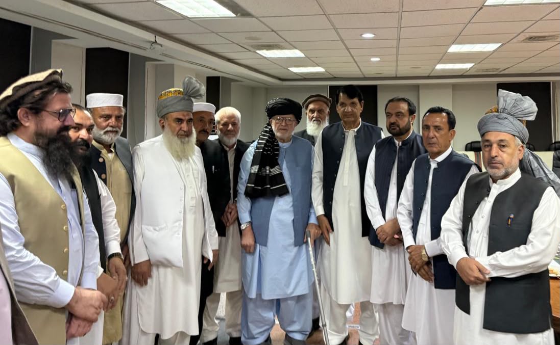 قبائلی مشران خیبرپختونخوا حکومت اور وفاق کو مذاکرات کی میز پر لانے کے لیے متحرک