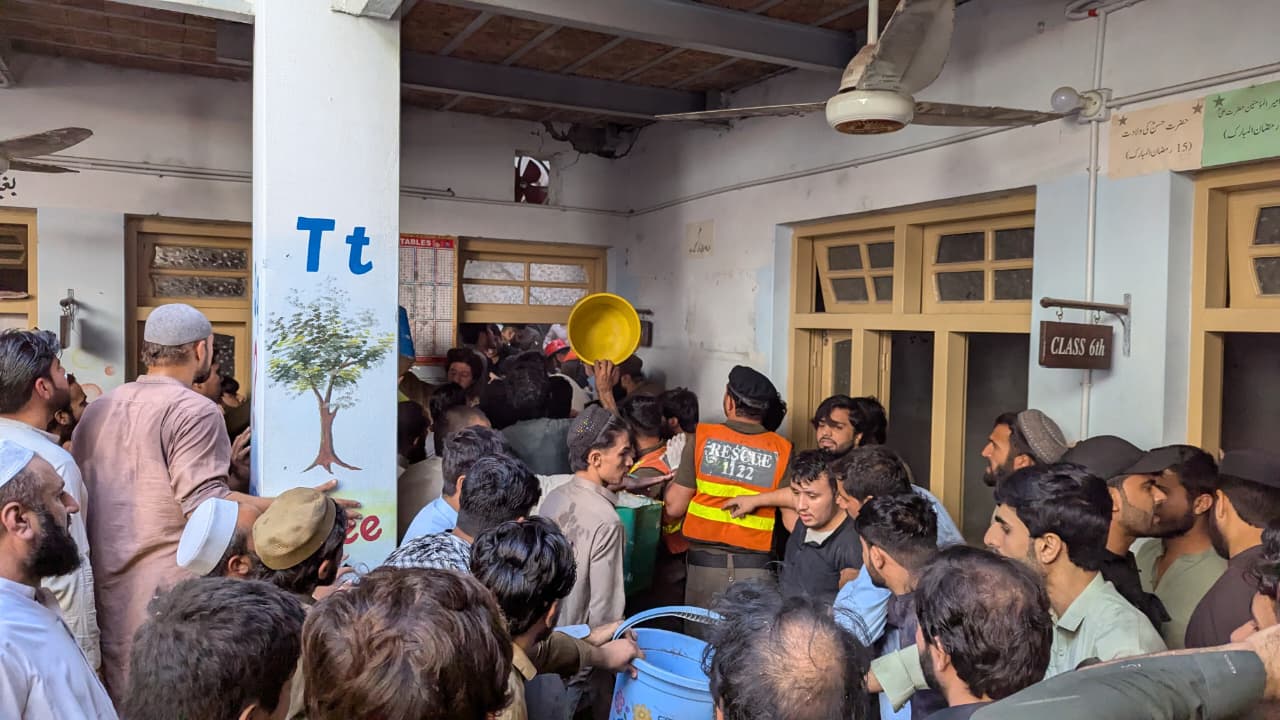 پشاور: اسکول حادثے کا مقدمہ درج، مالکان سمیت کن افراد کو نامزد کیا گیا؟