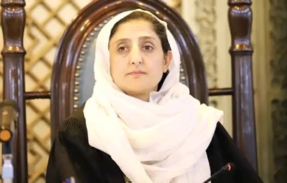 پشاور ہائی کورٹ نے ڈپٹی اسپیکر ثریا بی بی کی گرفتاری روکنے اور گھر ڈی سیل کرنے کا حکم جاری کر دیا
