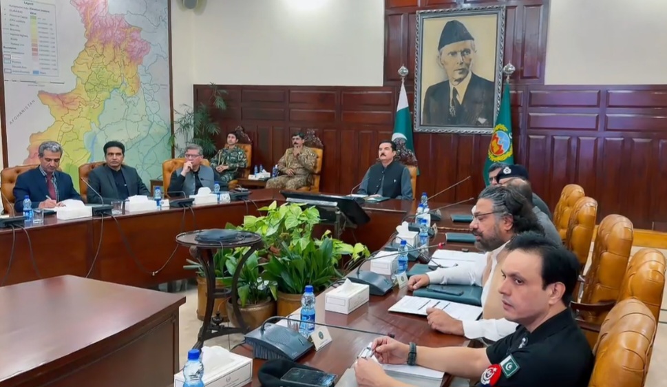 پشاور میں موجودہ صورتحال سے نمٹنے کے لیے کیا حکمتِ عملی طے ہوئی؟ گورنر کی زیرِ صدارت اجلاس کی تفصیلات جاری