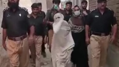 صوابی: زنجیروں میں جکڑی خاتون کو پولیس نے بازیاب کرالیا