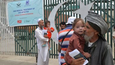 مفت آپریشن: دل میں سوراخ رکھنے والے نو افغان بچے پاکستان پہنچ گئے