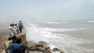 سمندری طوفان: سندھ میں 81 ہزار افراد محفوظ مقامات پر منتقل