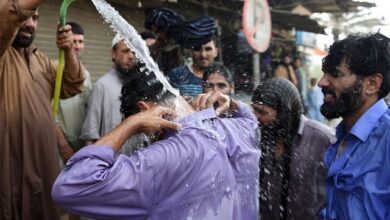پشاور شدید گرمی کی لپٹ میں، ہیٹ ویو سے بچاؤ کے گائیڈ لائنز جاری